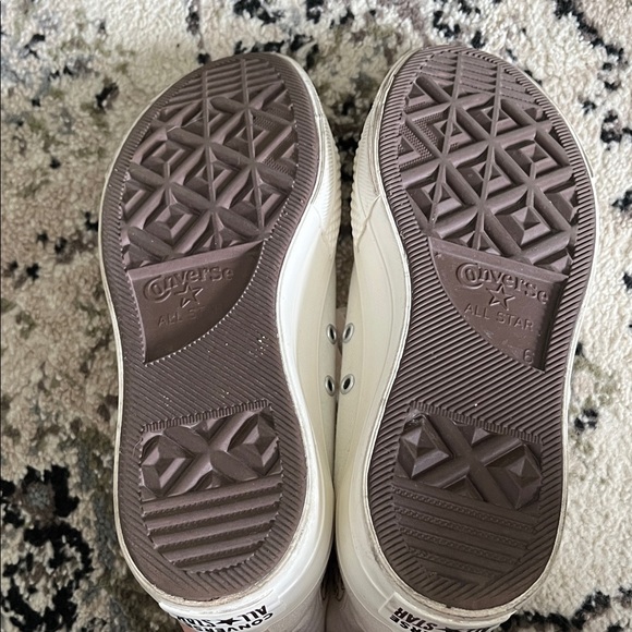 Converse Women's Cream High-Top Sneakers - Picture 2 of 4